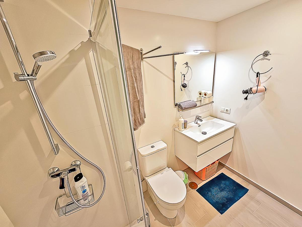 Oceanfront Duplex With A Rooftop Pool And Terrace El Puerto de Santa Maria Bagian luar foto